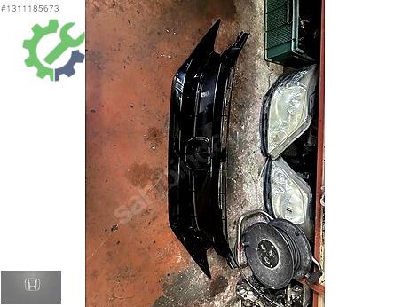 Honda Civic Ön Panjur çıkma parça