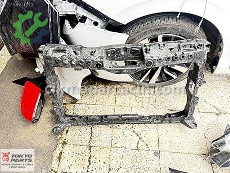 Honda Civic Ön Panel çıkma parça