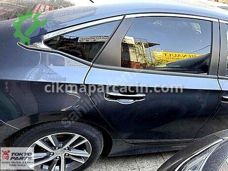 Honda Civic Sağ Arka Kapı çıkma parça