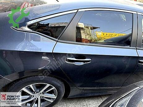Honda Civic Sağ Arka Kapı çıkma parça