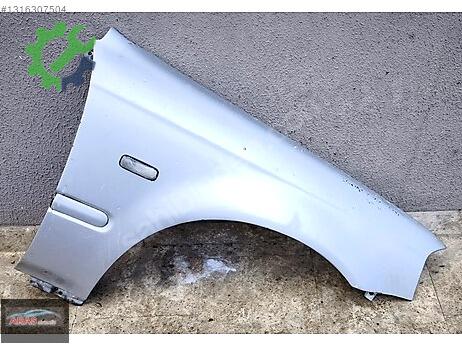 Honda Civic Sağ Ön Çamurluk çıkma parça