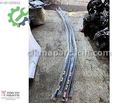 Honda Civic Tavan Çıtası çıkma parça