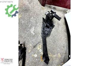 HONDA CRV FAR ALT BRAKETİ ORJİNAL ÇIKMA