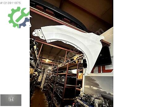 Honda CR-V Sol Çamurluk çıkma parça