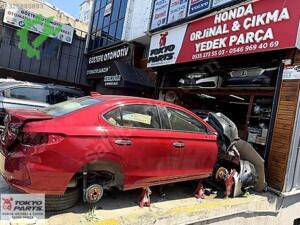 HONDA JAZZ SAĞ ARKA SOL KAPI KIRMIZI ORJİNAL ÇIKMA