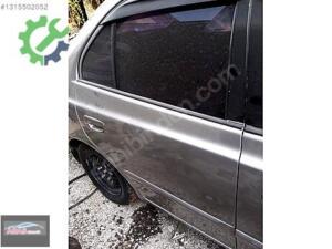 HYUNDAİ ACCENT ADMİRE SAĞ ARKA KAPI ORJINAL ÇIKMA