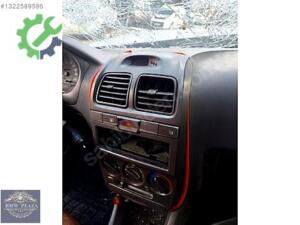 HYUNDAİ ACCENT KLİMA KONTROL PANELİ ÇERÇEVESİ