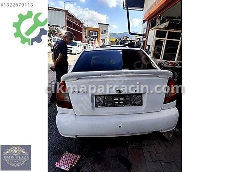 Hyundai Accent Arka Kapı çıkma parça