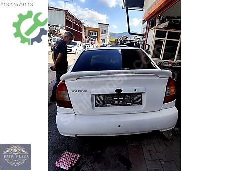 Hyundai Accent Arka Kapı çıkma parça