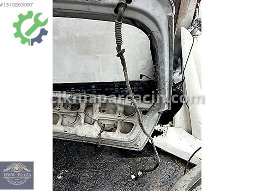 Hyundai Accent Bagaj Kapağı çıkma parça
