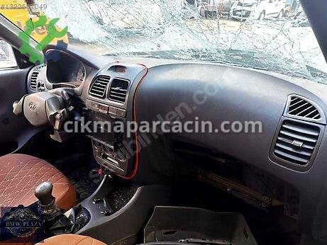 Hyundai Accent Göğüs çıkma parça