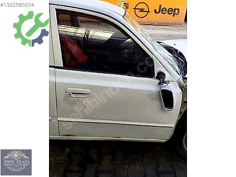 Hyundai Accent Sağ Ön Kapı çıkma parça