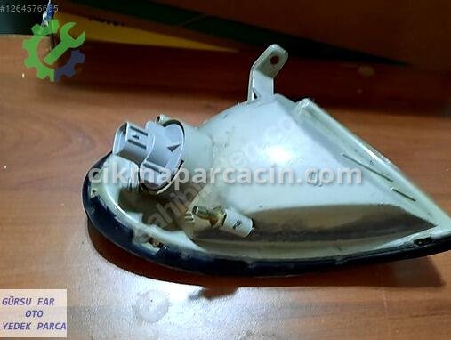 Hyundai Accent Sinyal çıkma parça