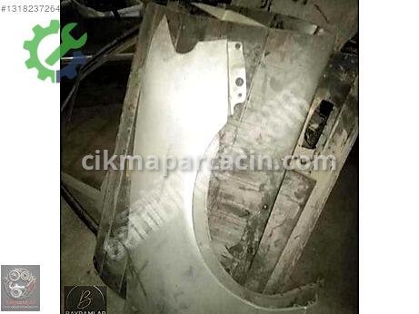 Hyundai Accent Sağ Çamurluk çıkma parça