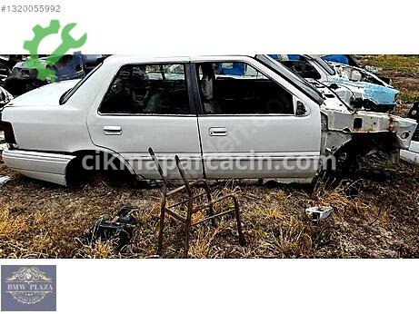 Hyundai Excel Sağ Ön Kapı çıkma parça
