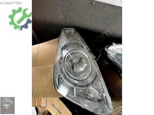 HYUNDAİ H1 SAĞ FAR SIFIR YAN SANAYİ