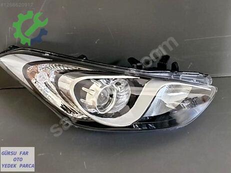 Hyundai i30 Sağ Ön Far çıkma parça