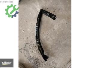 Honda Civic Çıkma Far Braketi