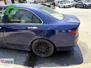 Honda accord sol arka çamurluk