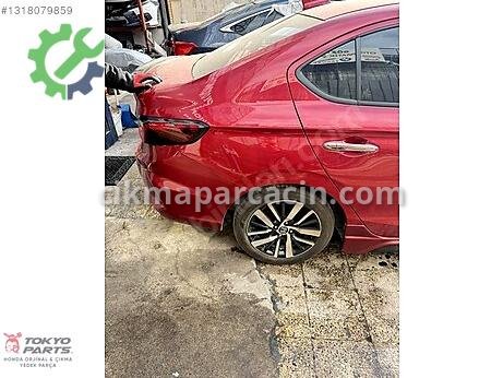 Honda City Arka Çamurluk çıkma parça