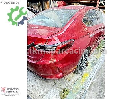 Honda City Sol Arka Çamurluk çıkma parça