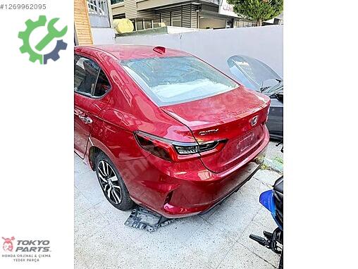 Honda City Sol Arka Çamurluk çıkma parça