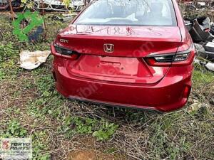 Honda city bagaj kapagı orjinal çıkma kırmızı