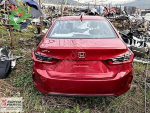 Honda city bagaj orjinal çıkma kırmızı