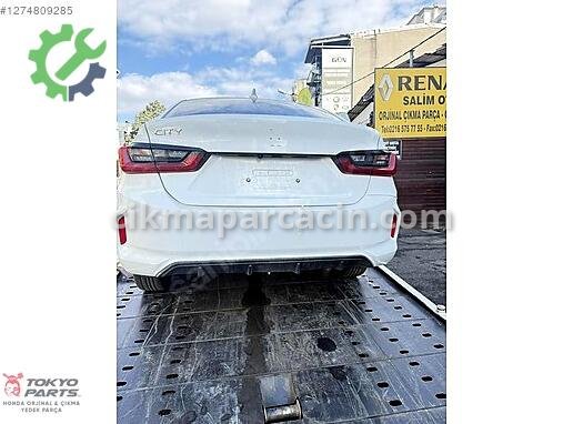 Honda City Arka Çamurluk çıkma parça