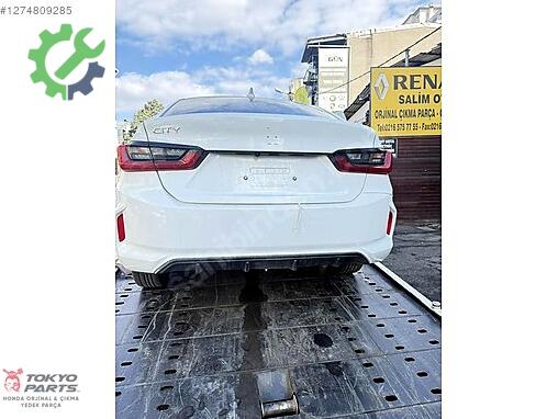 Honda City Arka Çamurluk çıkma parça