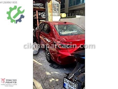 Honda City Sol Arka Çamurluk çıkma parça