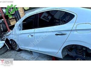 Honda city sol arka kapı beyaz kapı