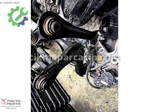 Honda Civic Arka Taşıyıcı çıkma parça