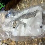Honda civic cam su bidonu