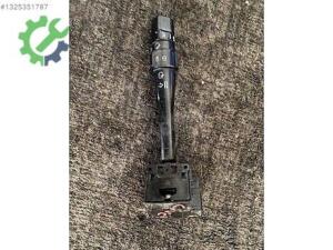 Honda Civic Silecek Kolu Çıkma
