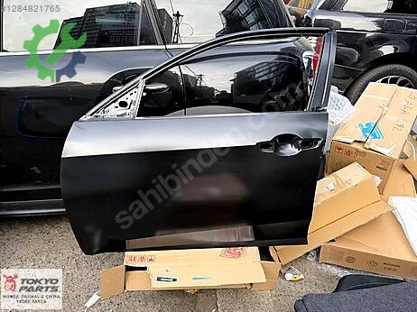 Honda Civic Sol Ön Kapı çıkma parça