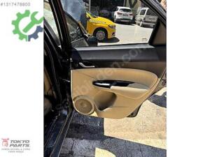 Honda civic sag arka kapı döşemesi 1.8 hb