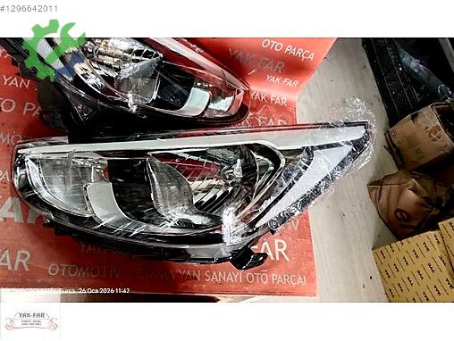 Hyundai Accent Blue Sağ Ön Far çıkma parça