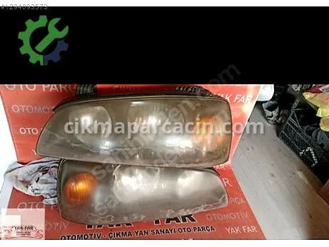 Hyundai Elantra Sağ Ön Far çıkma parça