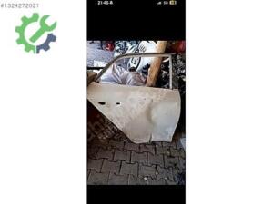 Hyundai İ20 sağ arka kapı