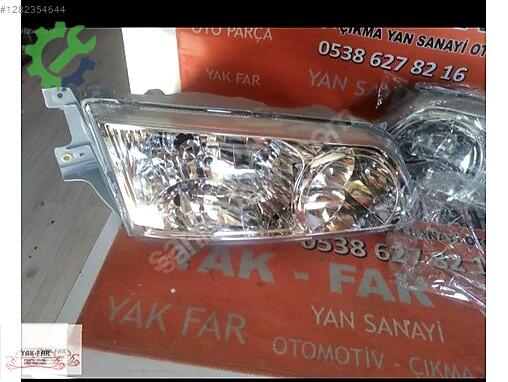 Hyundai Staria Sağ Ön Far çıkma parça