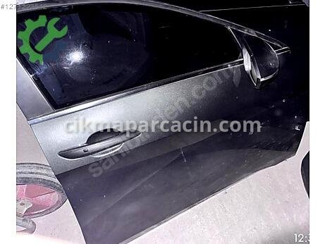 Hyundai Elantra Sağ Ön Kapı çıkma parça
