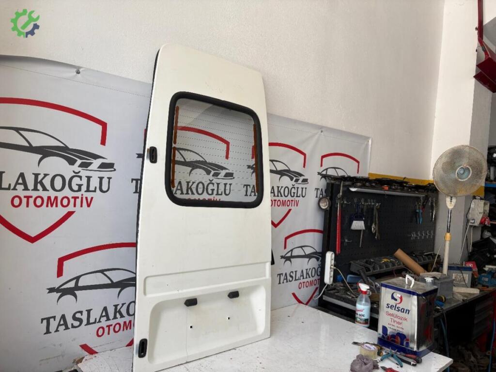 Ford Transit Bagaj Kapağı çıkma parça