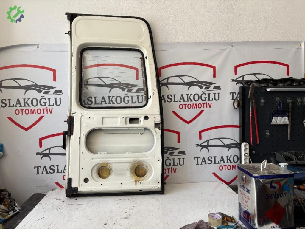 Ford Transit Bagaj Kapağı çıkma parça