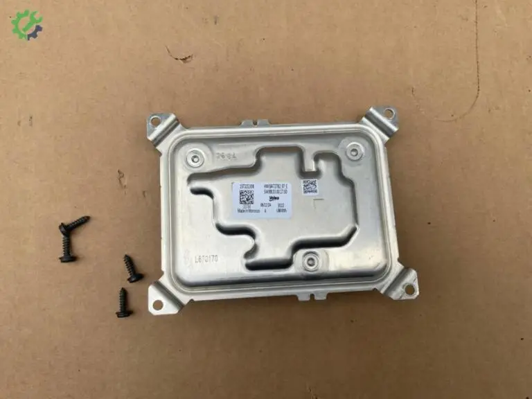 Toyota Proace City Far Beyni çıkma parça
