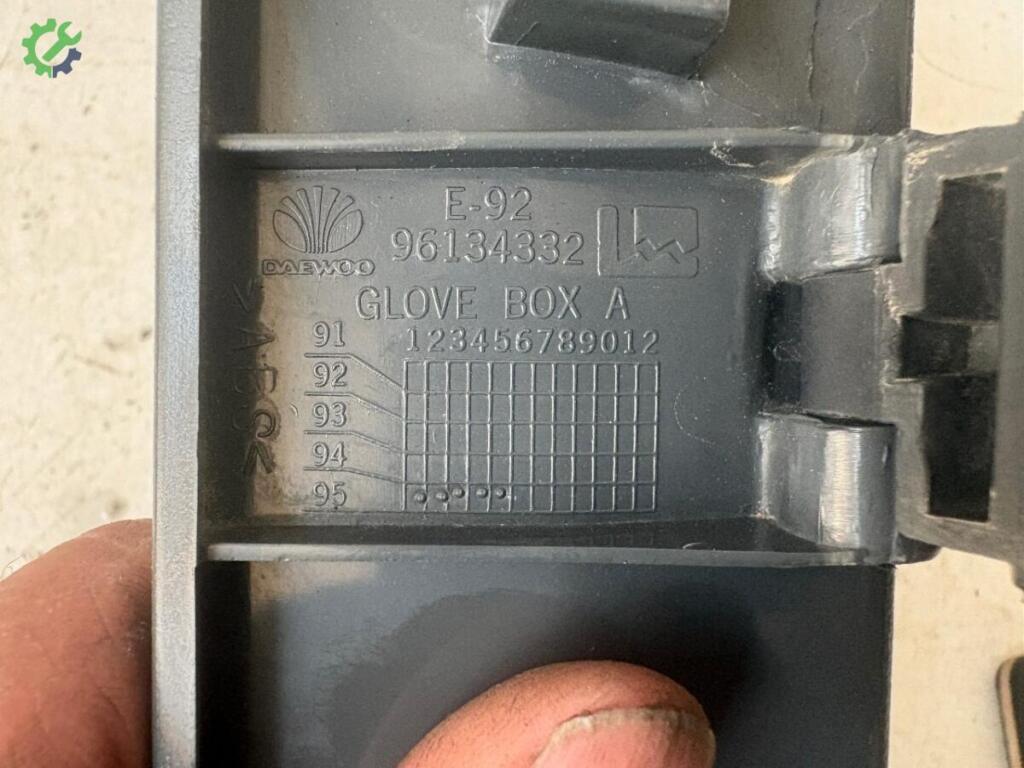 Daewoo Nexia Torpido çıkma parça