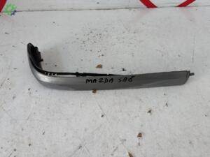 MAZDA E-2200 SAĞ FAR ALT BRAKETİ