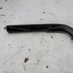 MAZDA E-2200 SAĞ FAR ALT BRAKETİ