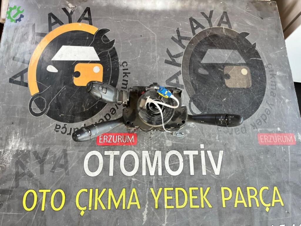 Peugeot Partner Sinyal Kolu 98062255XT çıkma parça