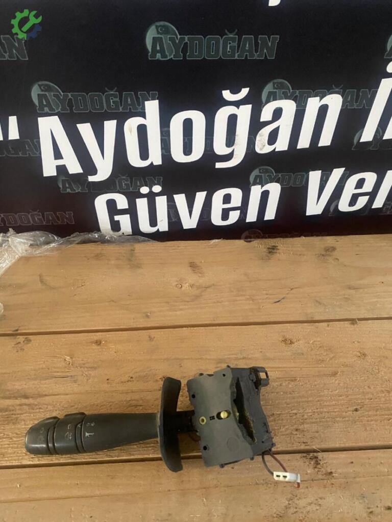 Renault Megane Far çıkma parça